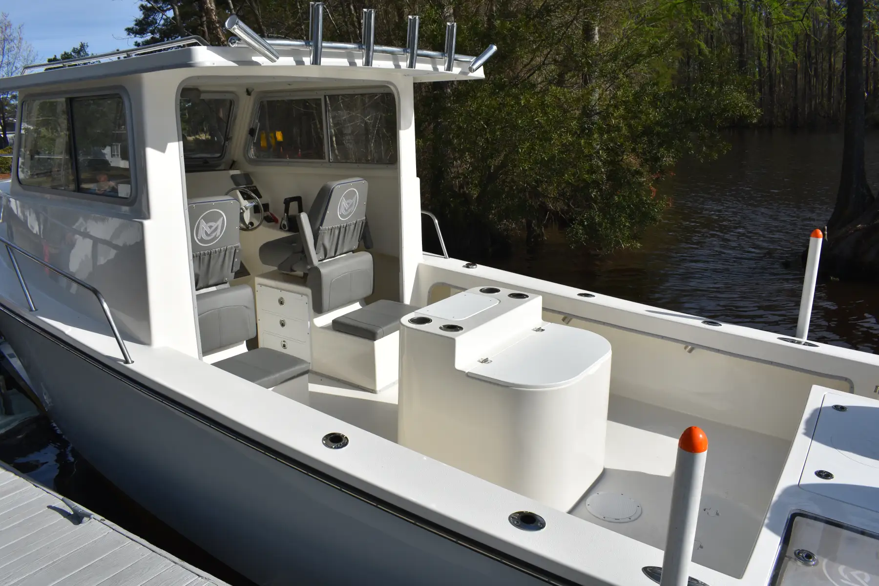 245 Cabin XL interior