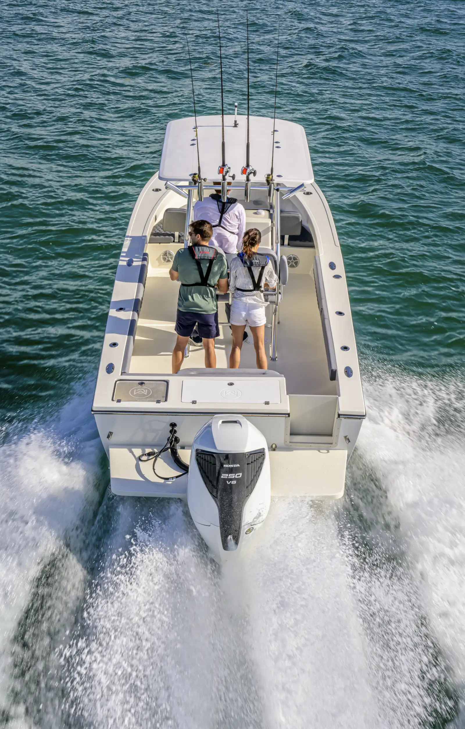 245 Offshore CC exterior