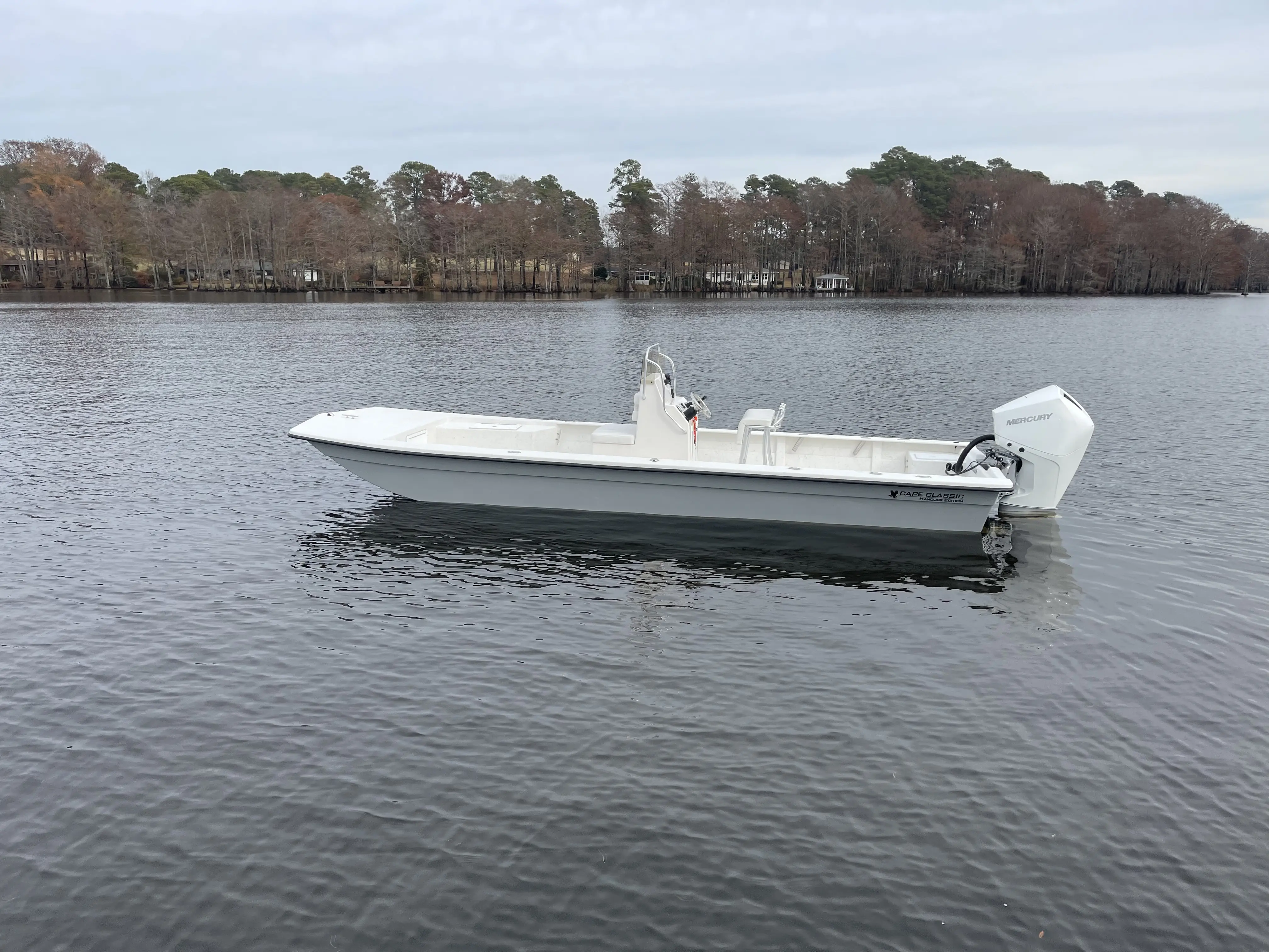 25 Hancock Skiff exterior